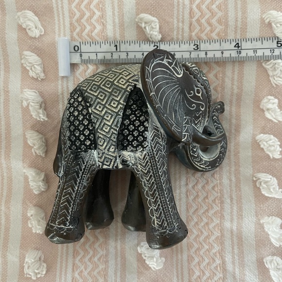 Elephant Decor - Picture 5 of 7